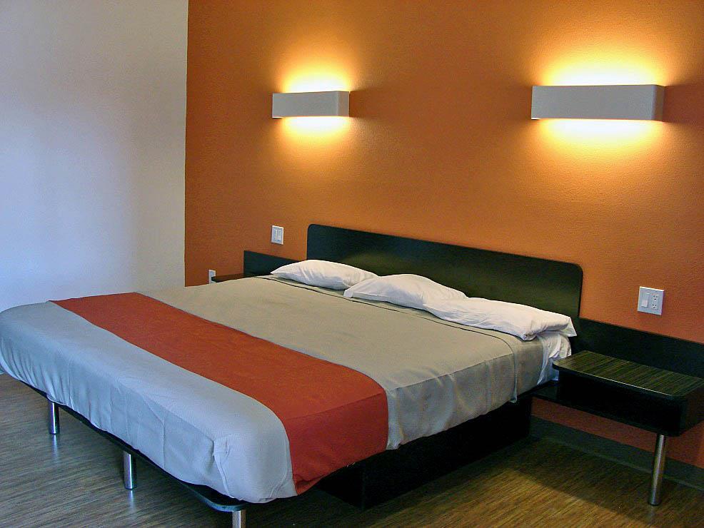 Motel 6 Бел Гардънс Стая снимка