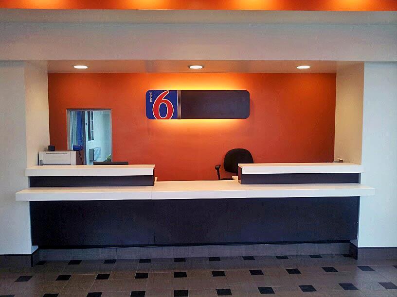 Motel 6 Бел Гардънс Стая снимка